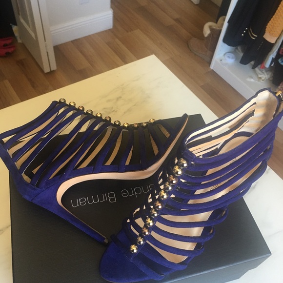 Heels - Picture 2 of 6